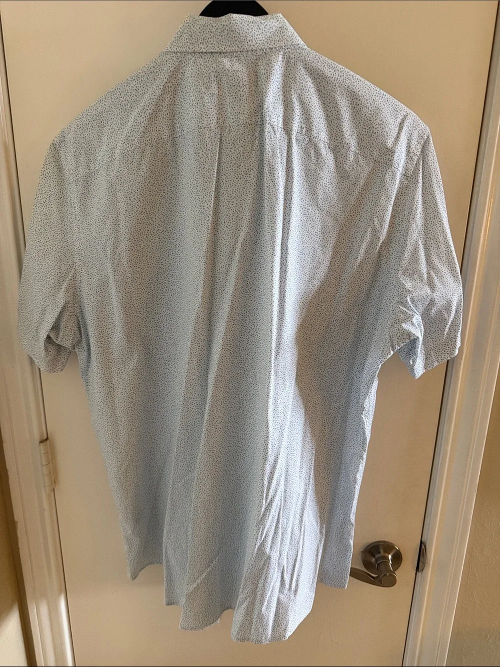 Banana Republic Light Blue Microdot Short-Sleeve Button-Down Shirt